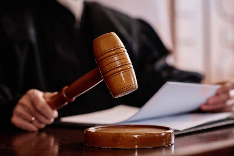 How to Deal with Legal Repercussions During Addiction Treatment